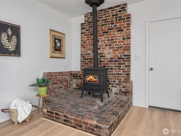1922 NE Fir Street, Keyport WA 98345