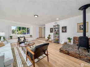1922 NE Fir Street, Keyport WA 98345