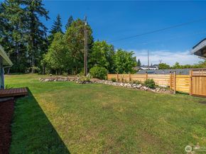 1922 NE Fir Street, Keyport WA 98345