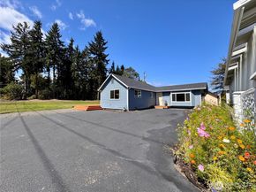 1922 NE Fir Street, Keyport WA 98345