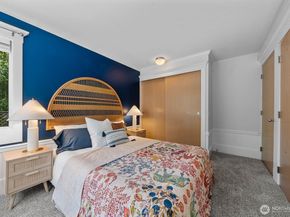 727 N 85th Street 102, Seattle WA 98103