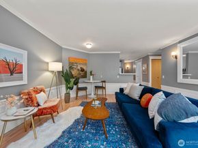 727 N 85th Street 102, Seattle WA 98103