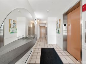 727 N 85th Street 102, Seattle WA 98103