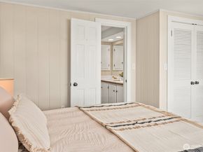9423 SW Bayview Drive, Vashon WA 98070