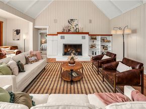 9423 SW Bayview Drive, Vashon WA 98070