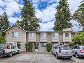 21908 56th Avenue W D5, Mountlake Terrace WA 98043