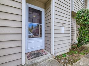 21908 56th Avenue W D5, Mountlake Terrace WA 98043