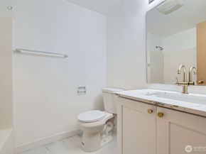 21908 56th Avenue W D5, Mountlake Terrace WA 98043