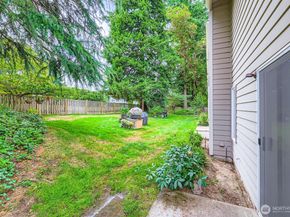 21908 56th Avenue W D5, Mountlake Terrace WA 98043