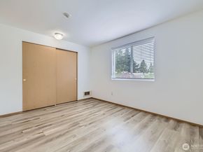 21908 56th Avenue W D5, Mountlake Terrace WA 98043