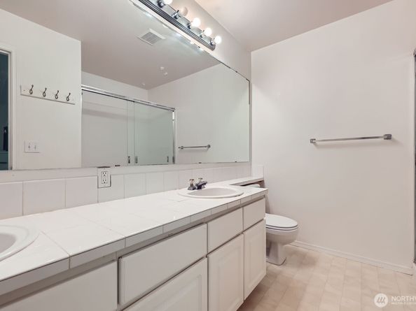 1131 115th Street SW J3, Everett WA 98204