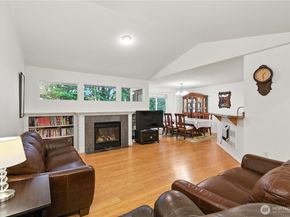 2733 143rd Street SW 35D, Lynnwood WA 98087
