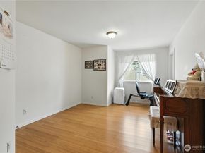 2733 143rd Street SW 35D, Lynnwood WA 98087
