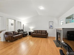 2733 143rd Street SW 35D, Lynnwood WA 98087