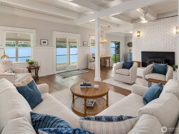 26321 Pillsbury Road SW, Vashon WA 98070