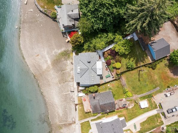 26321 Pillsbury Road SW, Vashon WA 98070
