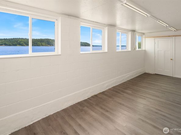 26321 Pillsbury Road SW, Vashon WA 98070