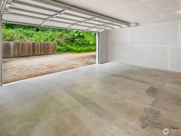 26321 Pillsbury Road SW, Vashon WA 98070