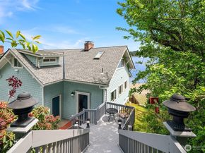 26321 Pillsbury Road SW, Vashon WA 98070