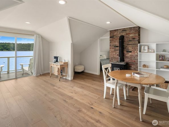 26321 Pillsbury Road SW, Vashon WA 98070