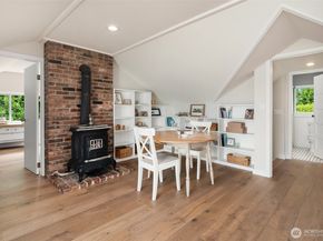 26321 Pillsbury Road SW, Vashon WA 98070