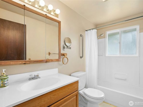 16519 Tiger Mountain Road SE, Issaquah WA 98027