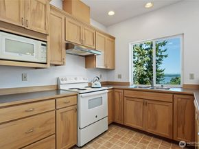 40 K Beach Way, Hat Island WA 98206