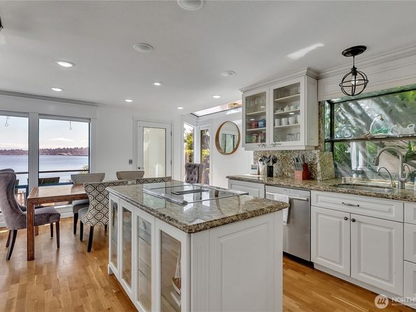 1310 Lakeside Avenue S, Seattle WA 98144