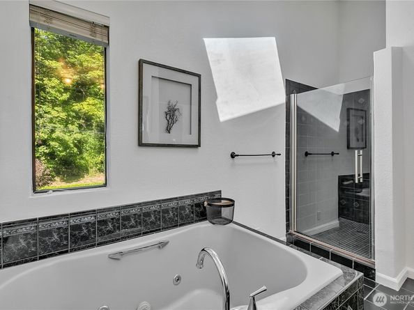 1310 Lakeside Avenue S, Seattle WA 98144