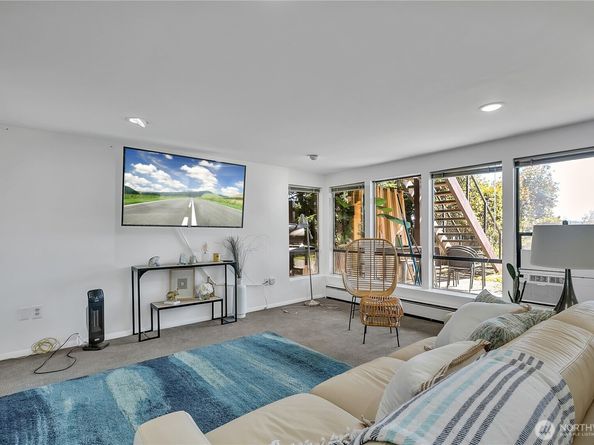 1310 Lakeside Avenue S, Seattle WA 98144