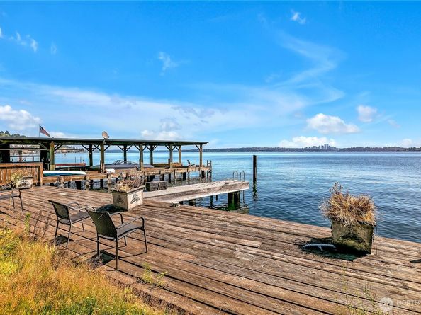 1310 Lakeside Avenue S, Seattle WA 98144