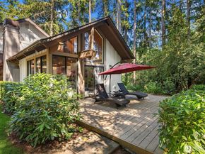 3720 131st Avenue NE, Bellevue WA 98005