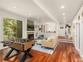 3720 131st Avenue NE, Bellevue WA 98005