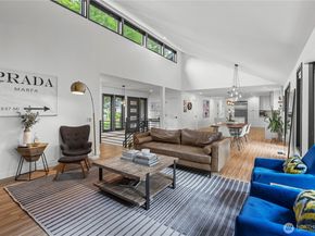 15108 238th Avenue SE, Issaquah WA 98027