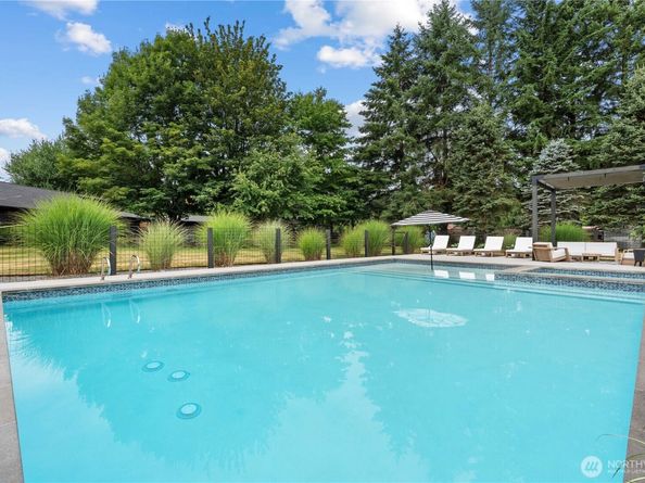 15108 238th Avenue SE, Issaquah WA 98027