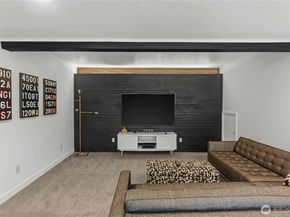 15108 238th Avenue SE, Issaquah WA 98027