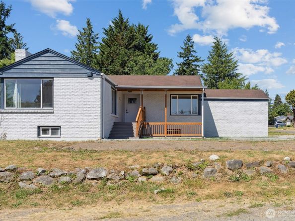 12001 64th Avenue S, Seattle WA 98178