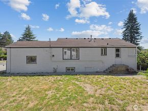12001 64th Avenue S, Seattle WA 98178