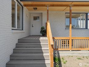 12001 64th Avenue S, Seattle WA 98178