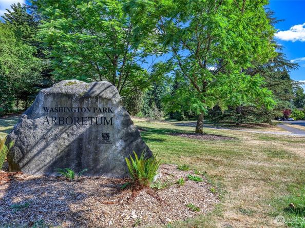 2463 26th Avenue E, Seattle WA 98112