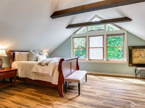 2463 26th Avenue E, Seattle WA 98112