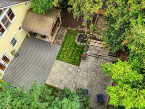 2463 26th Avenue E, Seattle WA 98112