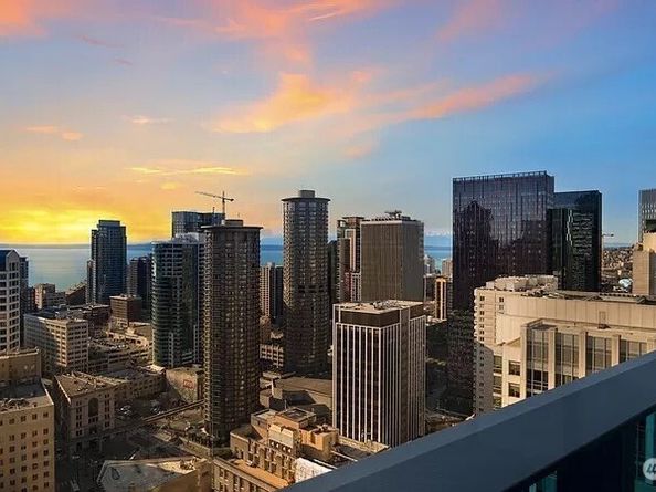 737 Olive Way 3110, Seattle WA 98101