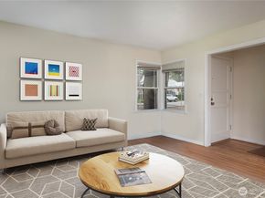 11008 Dayton Avenue N, Seattle WA 98133