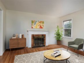 11008 Dayton Avenue N, Seattle WA 98133