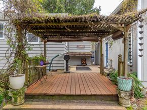 11008 Dayton Avenue N, Seattle WA 98133
