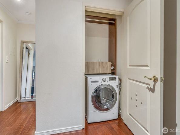 750 Crockett Street 403, Seattle WA 98109
