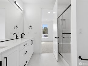 12201 137th Place NE 2502, Redmond WA 98052