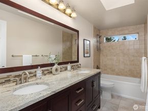 4222 205th Place NE, Sammamish WA 98074