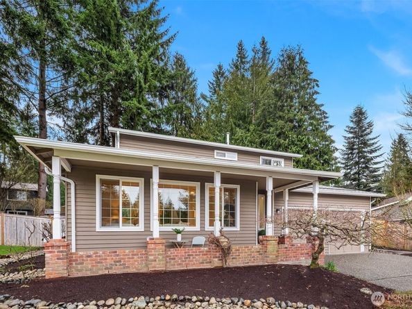 4222 205th Place NE, Sammamish WA 98074